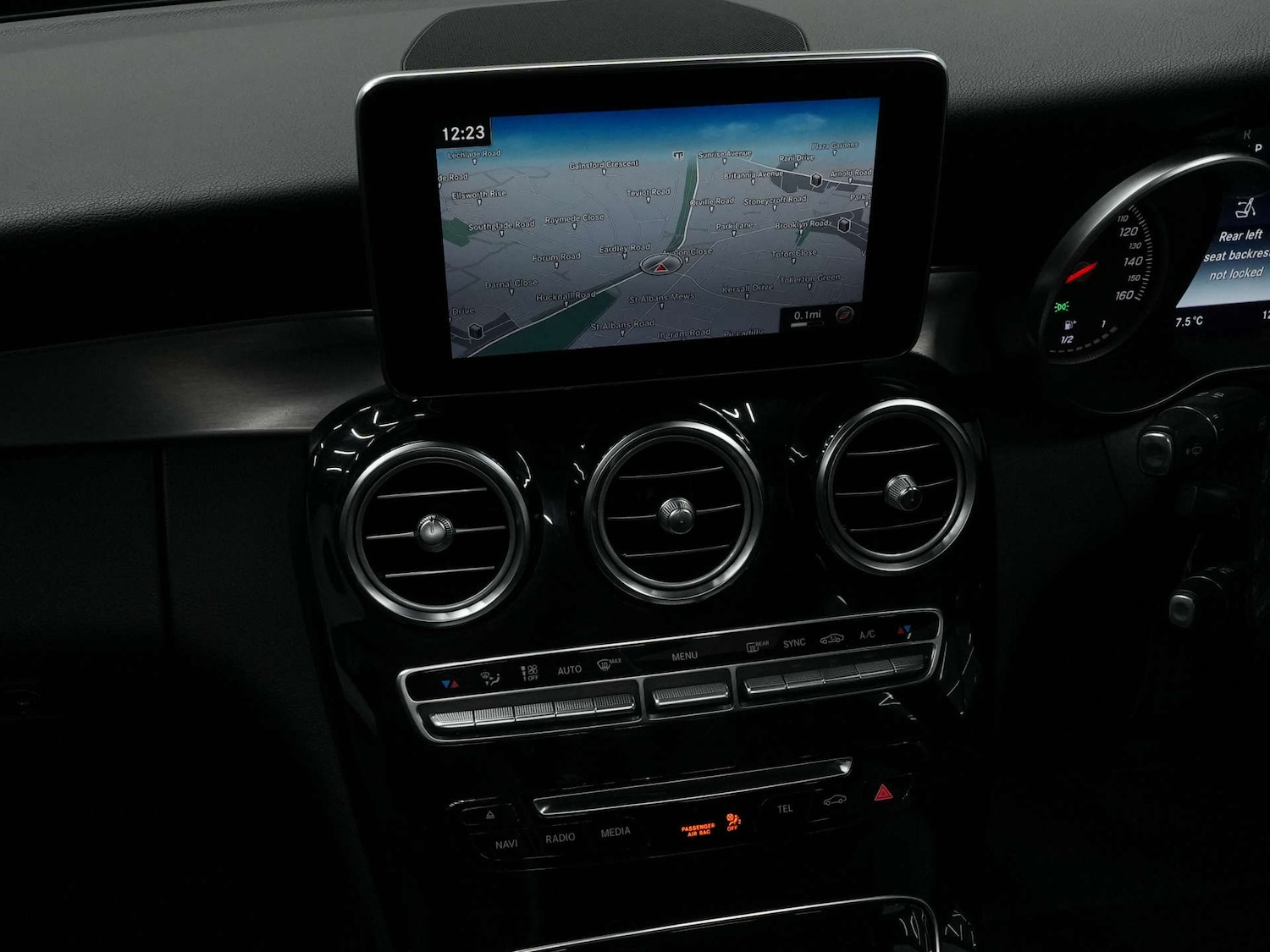 Used Mercedes-Benz C Class 2017 for sale - 77357554: Photo 43