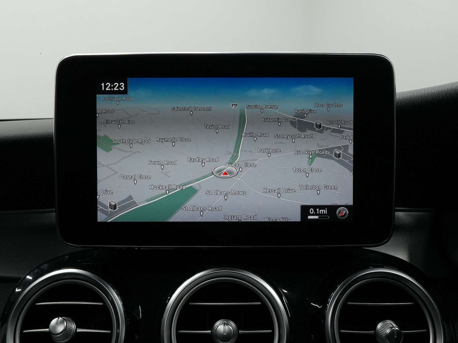 Used Mercedes-Benz C Class 2017 for sale - 77357554: Photo 49