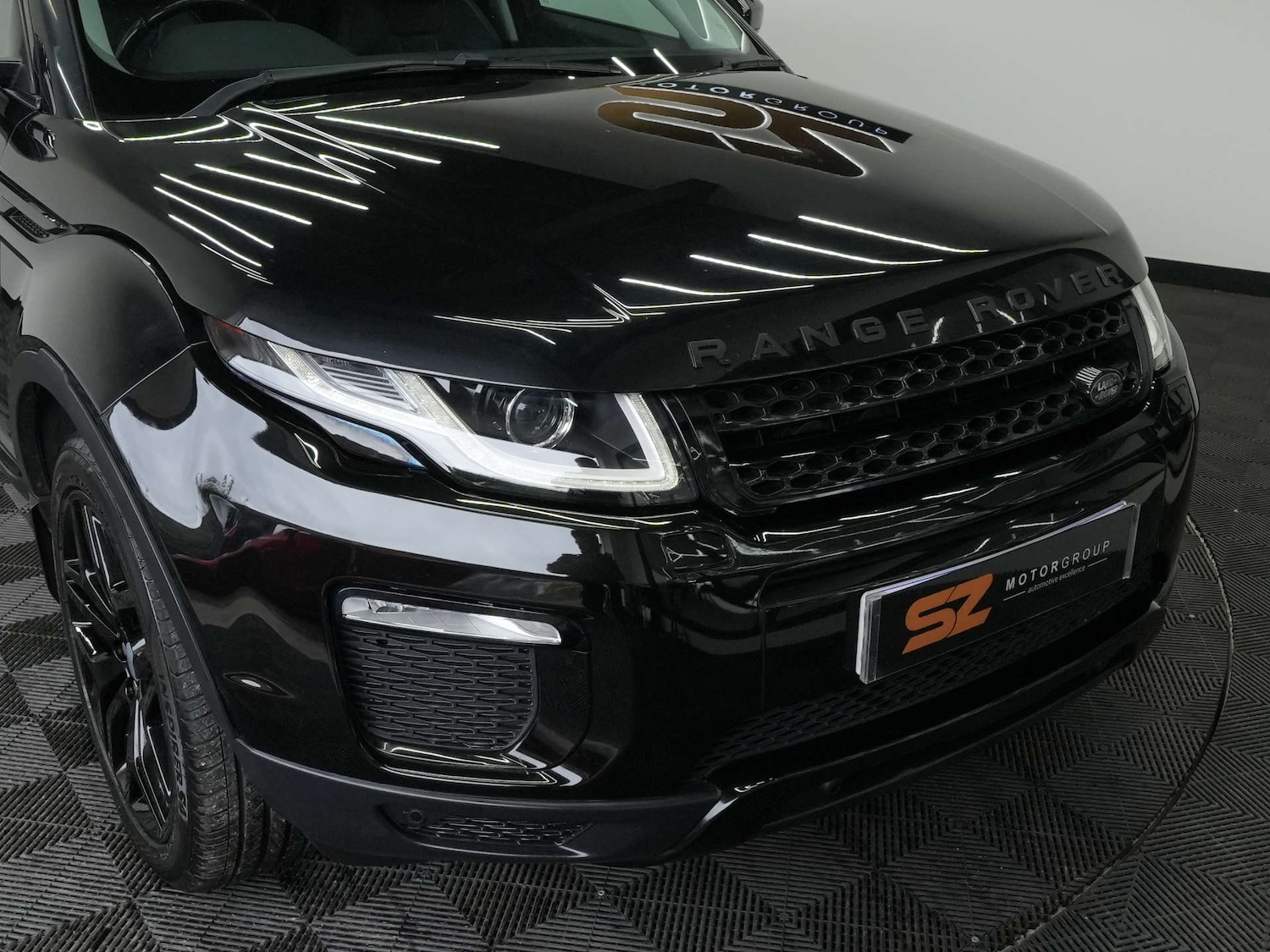 Used Land Rover Range Rover Evoque 2017 for sale - 76830018: Photo 15