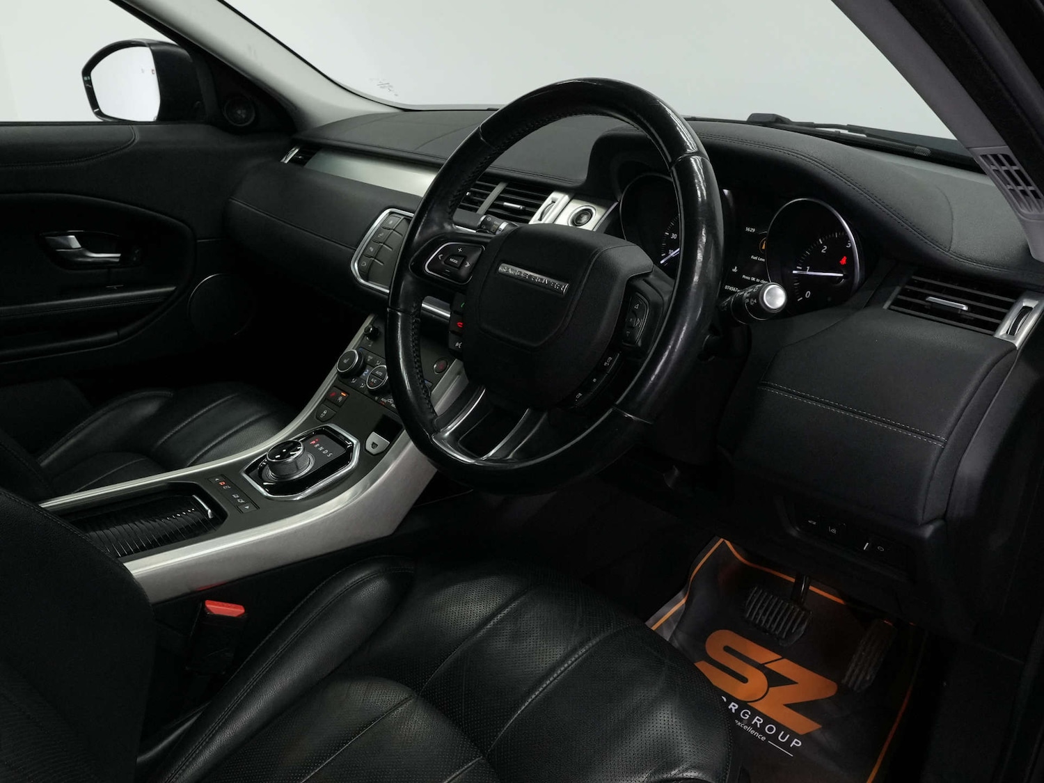 Used Land Rover Range Rover Evoque 2017 for sale - 76830018: Photo 3