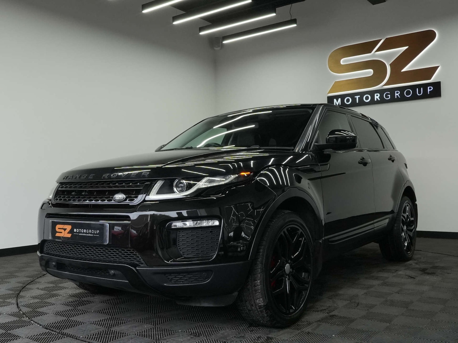 Used Land Rover Range Rover Evoque 2017 for sale - 76830018: Photo 5