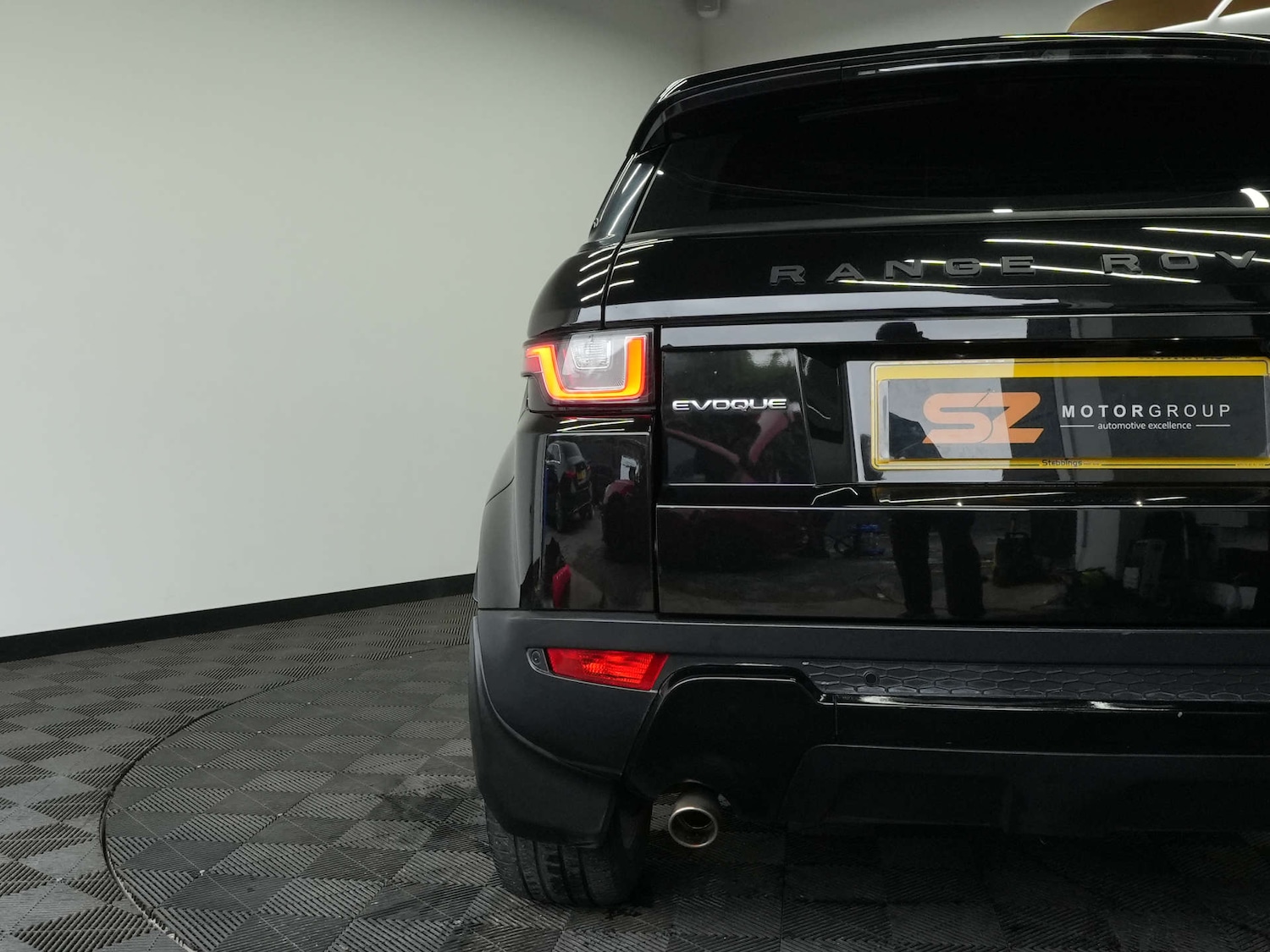 Used Land Rover Range Rover Evoque 2017 for sale - 76830018: Photo 63