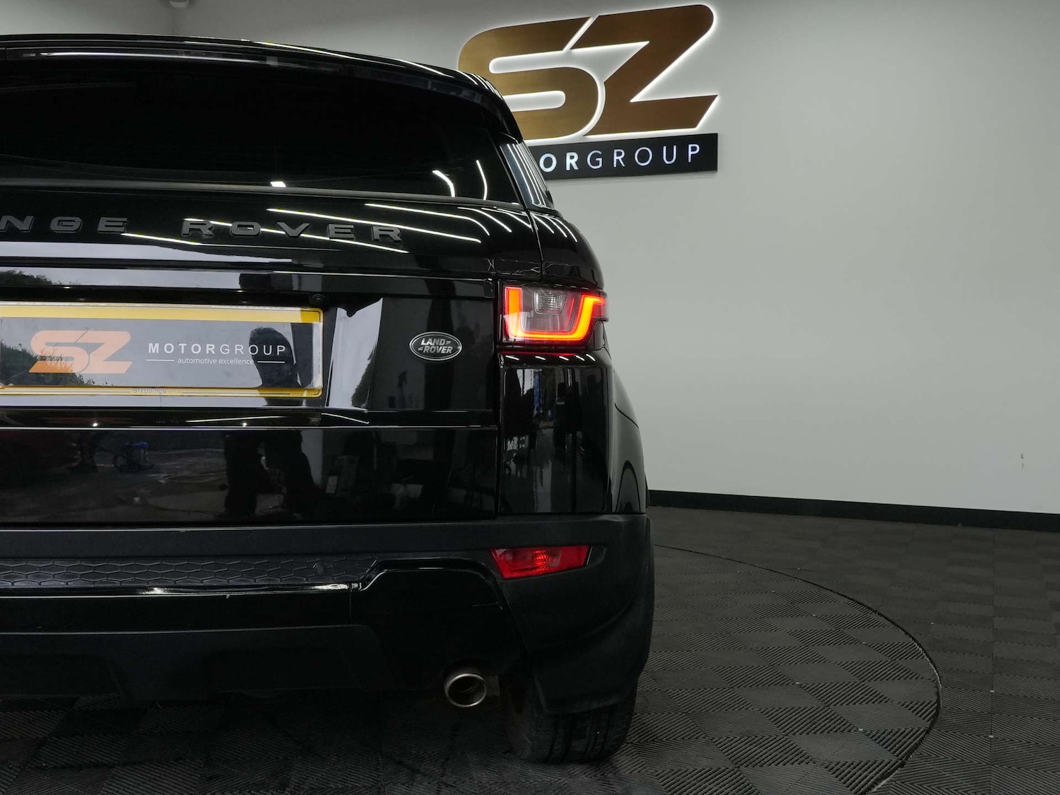 Used Land Rover Range Rover Evoque 2017 for sale - 76830018: Photo 64