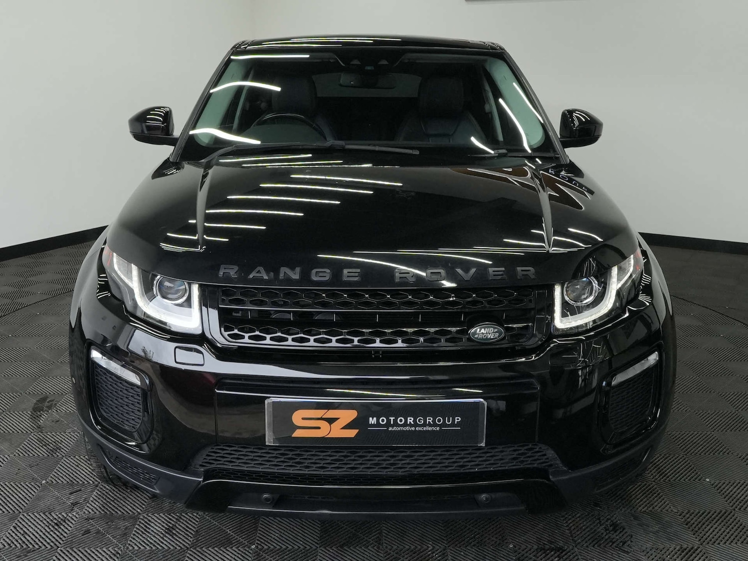 Used Land Rover Range Rover Evoque 2017 for sale - 76830018: Photo 8