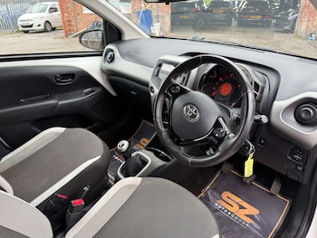Used Toyota AYGO 2015 for sale - 78412484: Photo