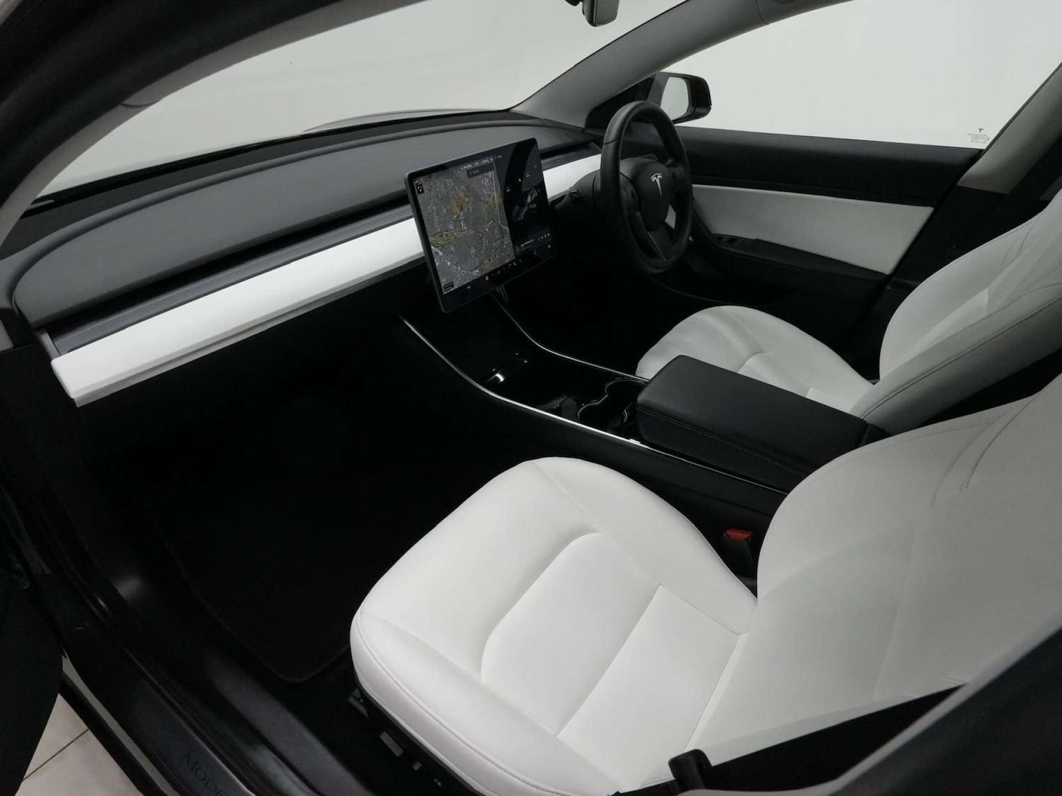 Used Tesla Model 3 2021 for sale - 76334976: Photo 6