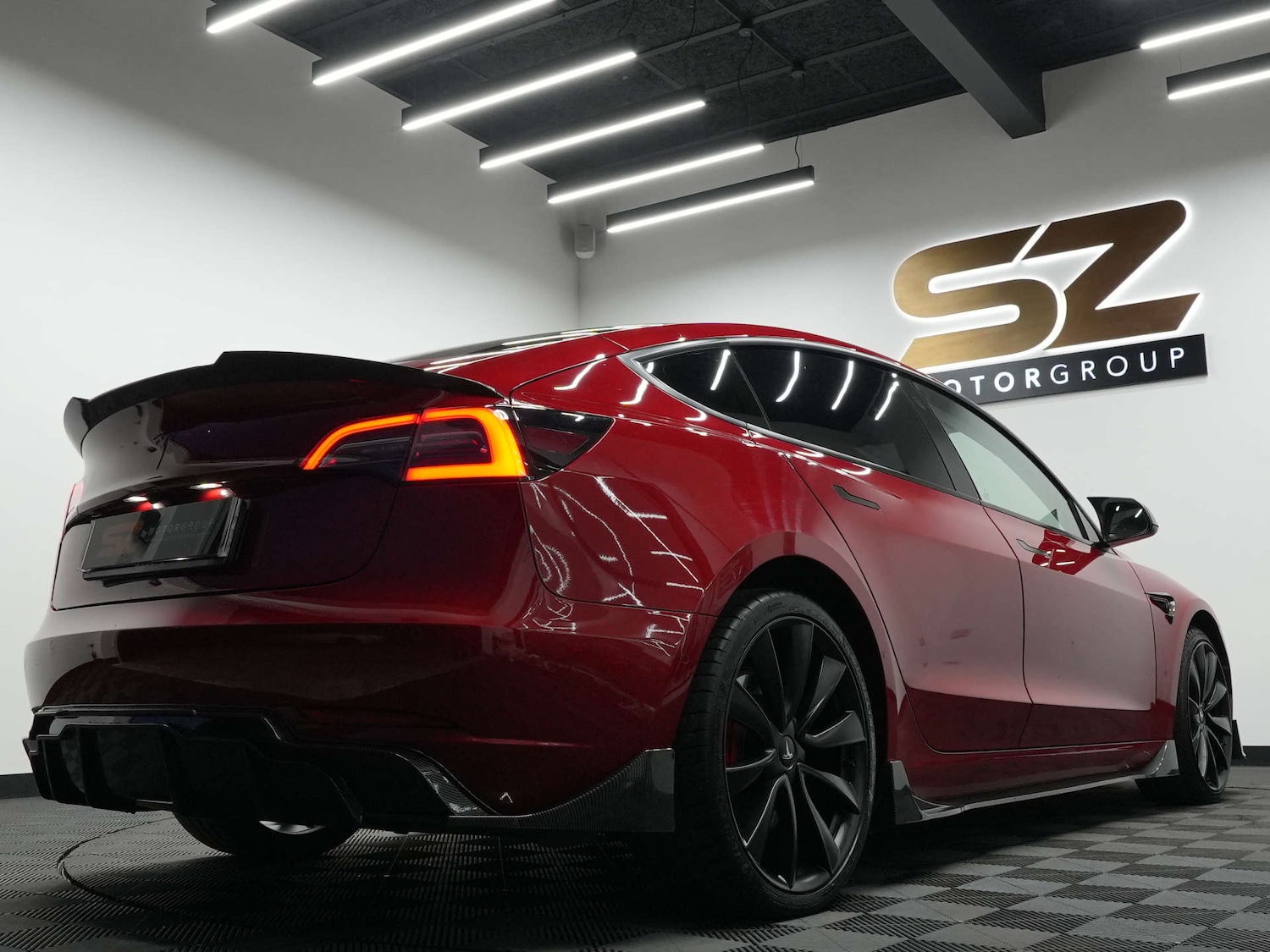 Used Tesla Model 3 2019 for sale - 76604227: Photo 2