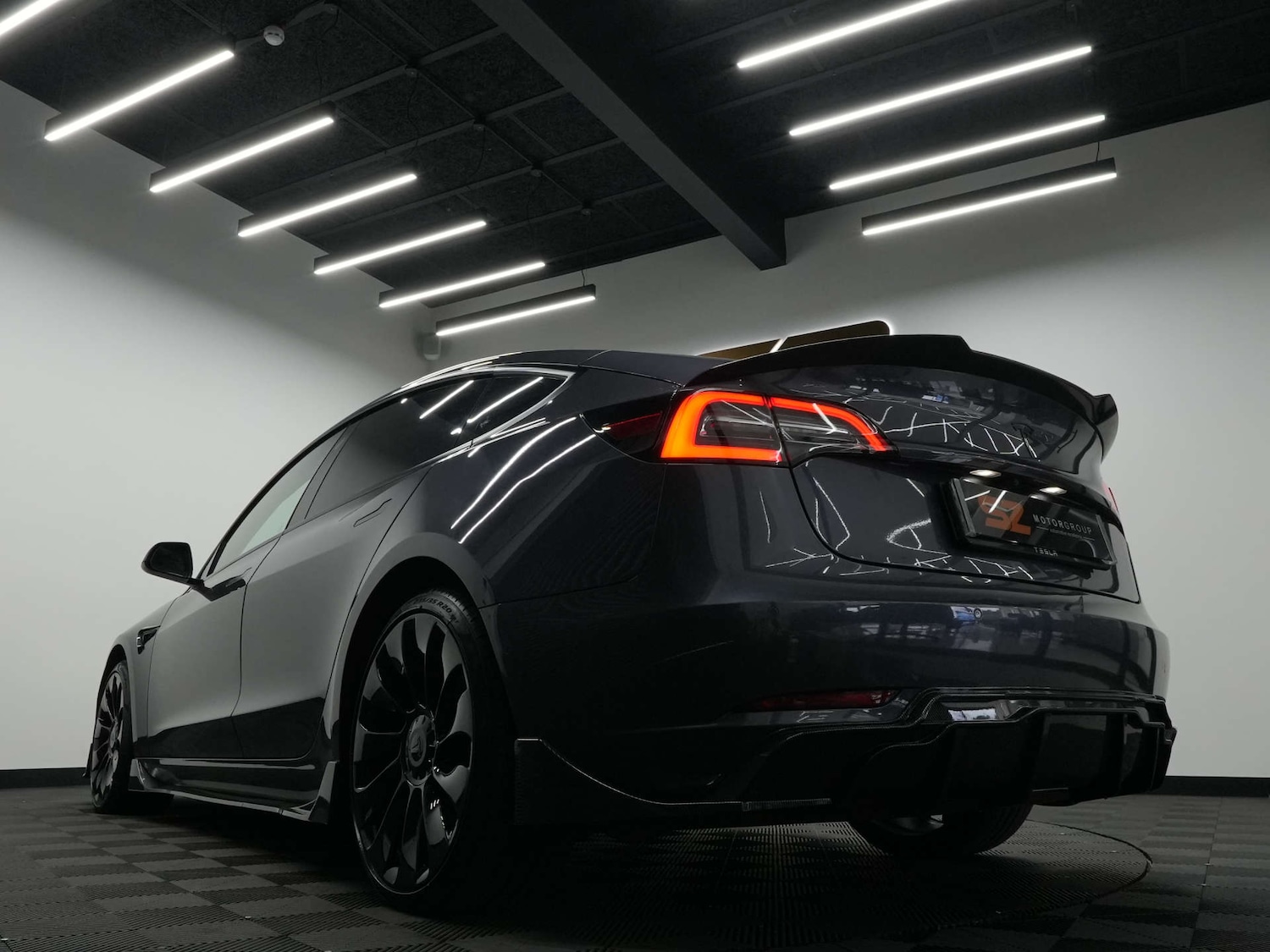 Used Tesla Model 3 2021 for sale - 78094509: Photo 2