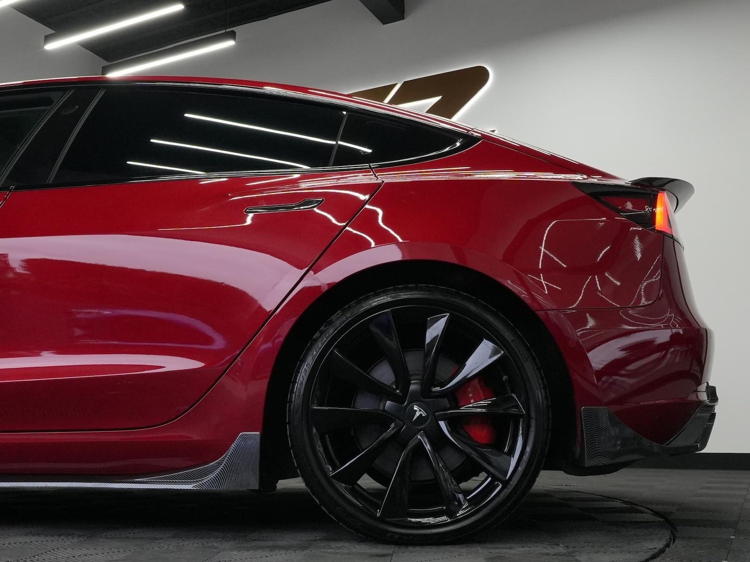 Used Tesla Model 3 2021 for sale - 76043070: Photo 15