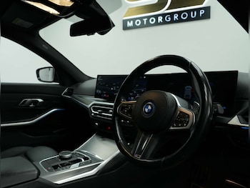 Used BMW 3 Series 2023 for sale - 78154361: Photo