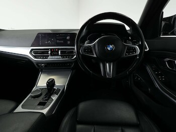 Used BMW 3 Series 2021 for sale - 78806552: Photo