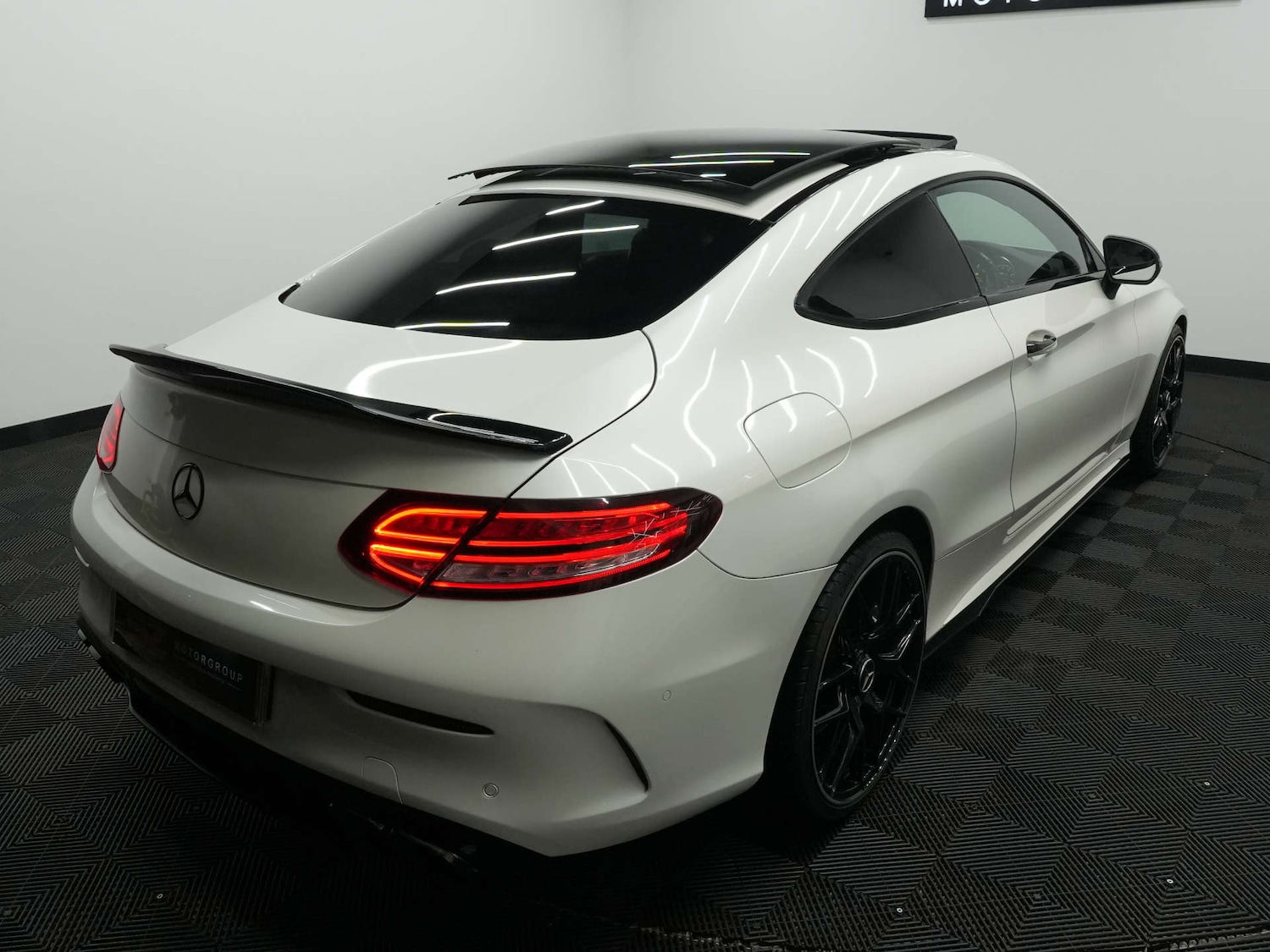 Used Mercedes-Benz C Class 2018 for sale - 77313707: Photo 12