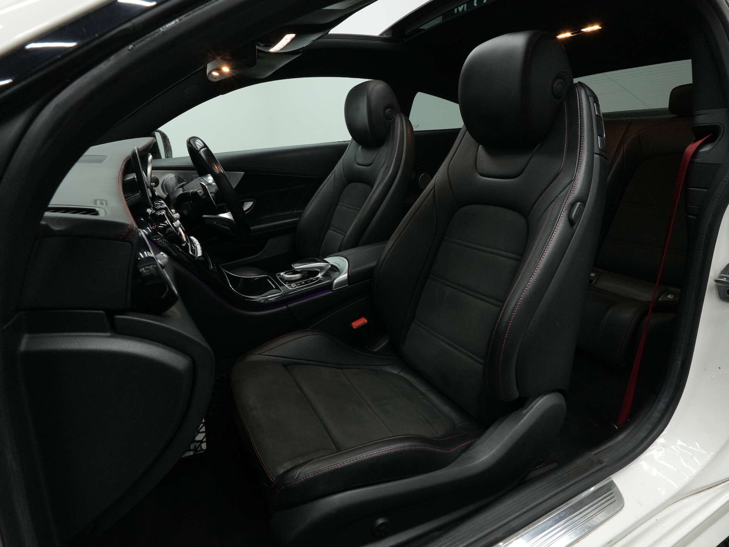 Used Mercedes-Benz C Class 2018 for sale - 77313707: Photo 14