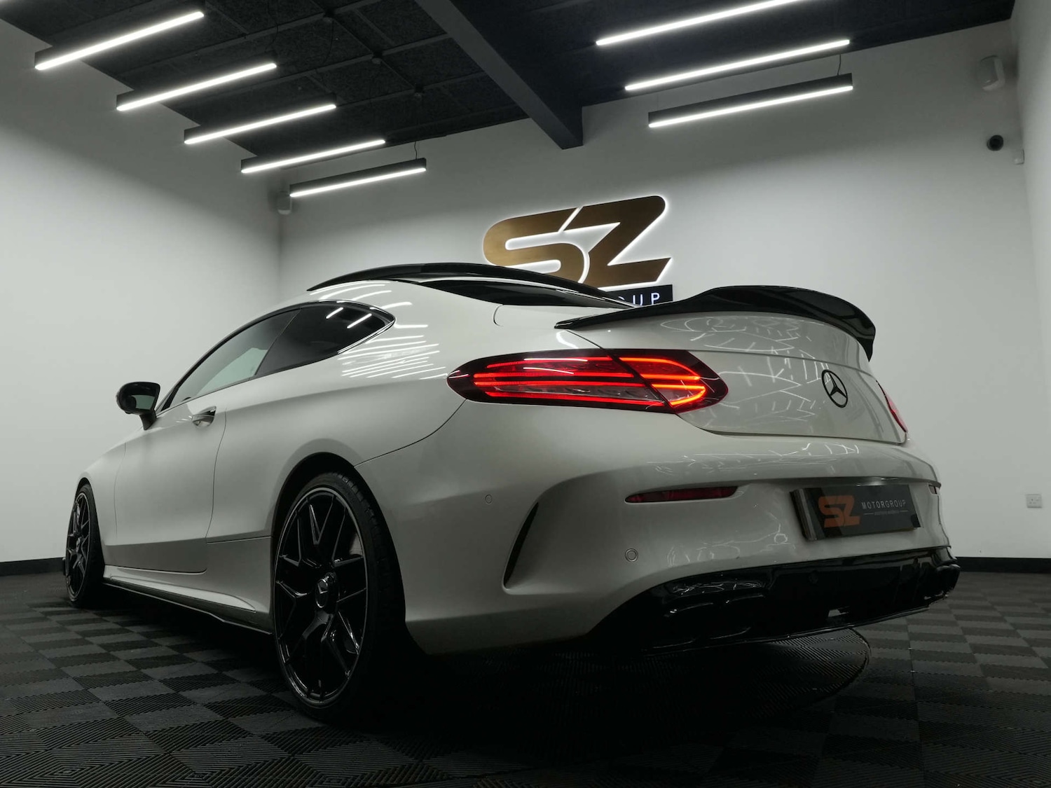 Used Mercedes-Benz C Class 2018 for sale - 77313707: Photo 2