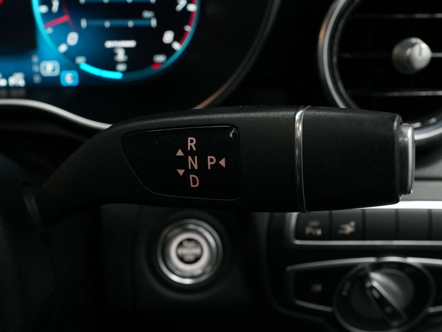 Used Mercedes-Benz C Class 2018 for sale - 77313707: Photo 74