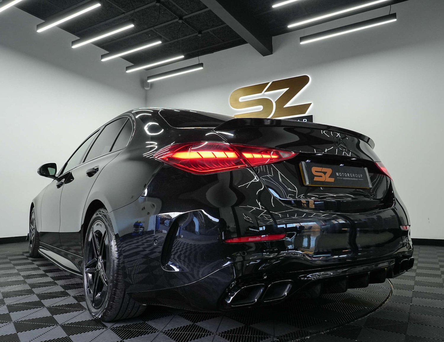 Used Mercedes-Benz C Class 2023 for sale - 77569717: Photo 2