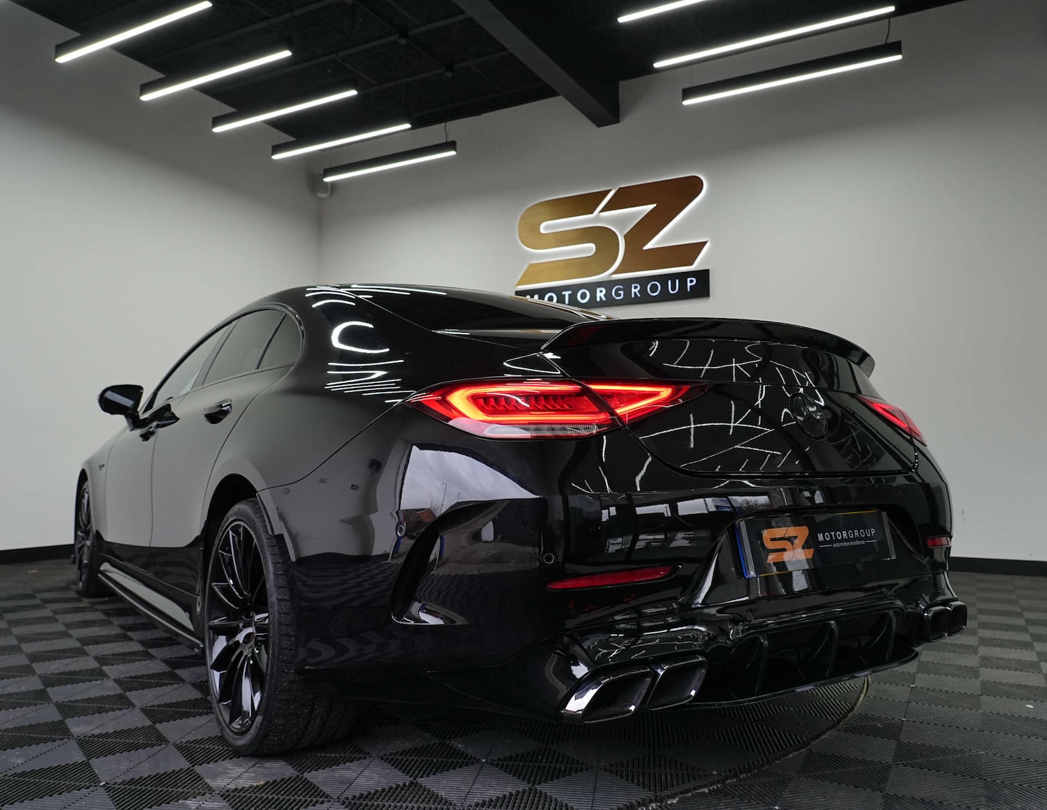 Used Mercedes-Benz CLS 2019 for sale - 77622832: Photo 2