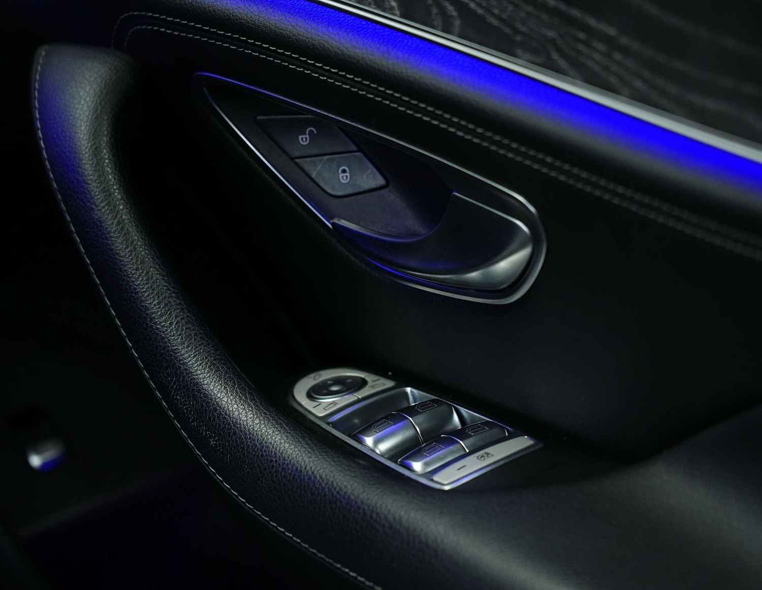 Used Mercedes-Benz CLS 2019 for sale - 77622832: Photo 72