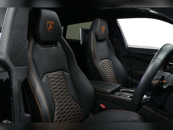 Used Lamborghini Urus 2021 for sale - 78620107: Photo