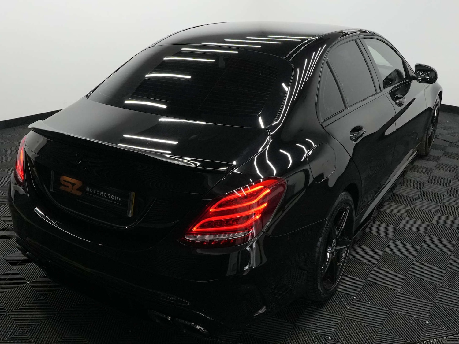 Used Mercedes-Benz C Class 2018 for sale - 76894458: Photo 17