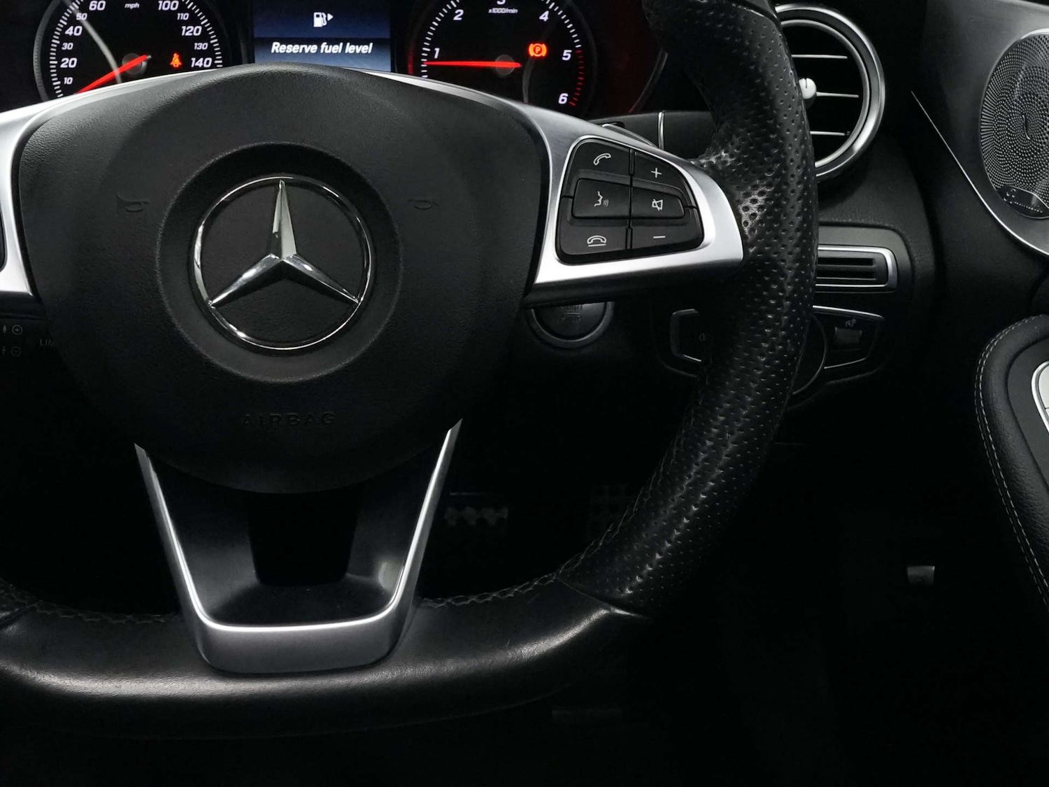 Used Mercedes-Benz C Class 2018 for sale - 76894458: Photo 32