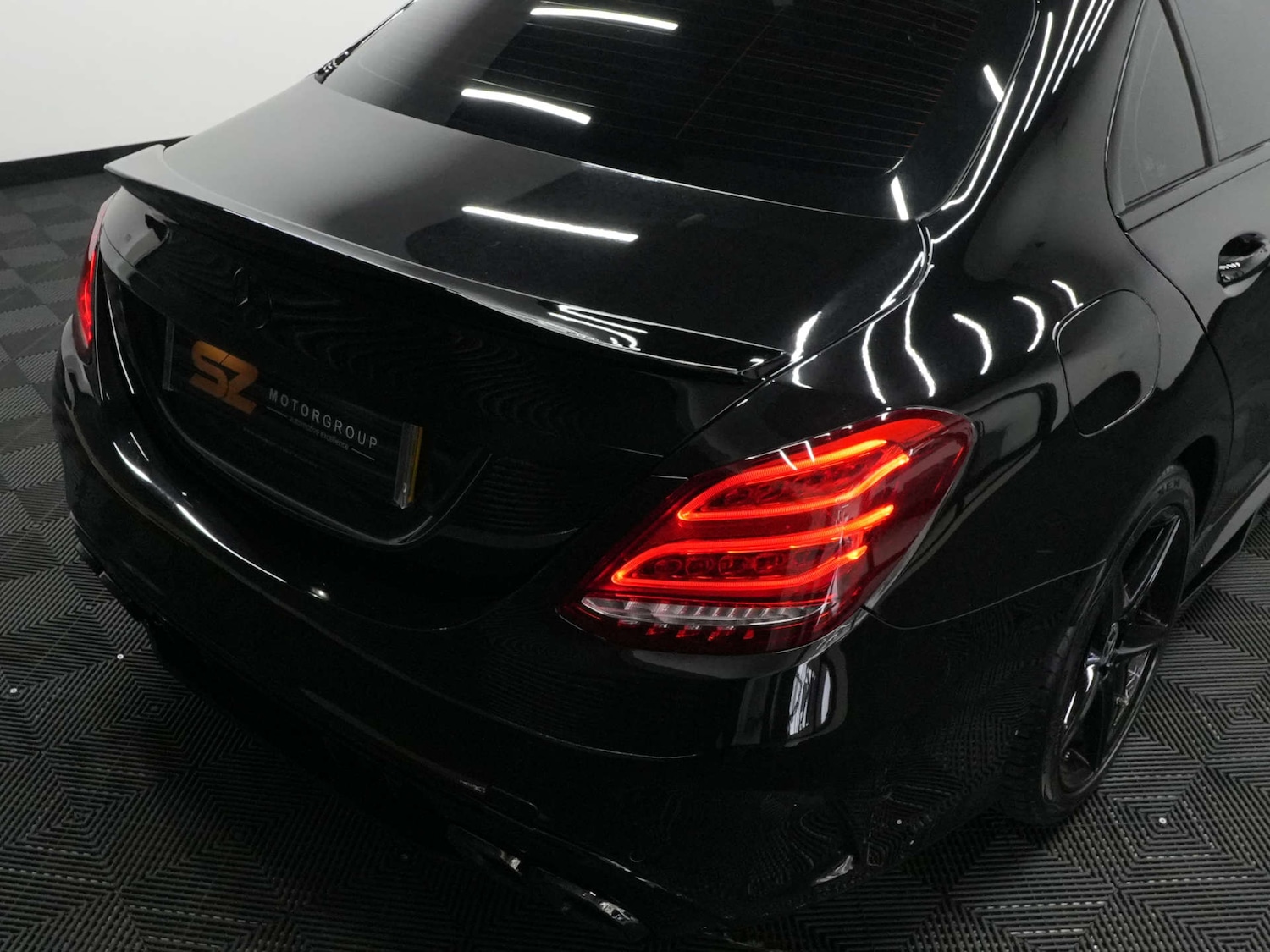 Used Mercedes-Benz C Class 2018 for sale - 76894458: Photo 47