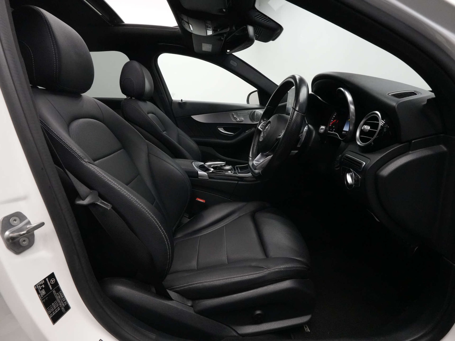 Used Mercedes-Benz C Class 2018 for sale - 76894458: Photo 60