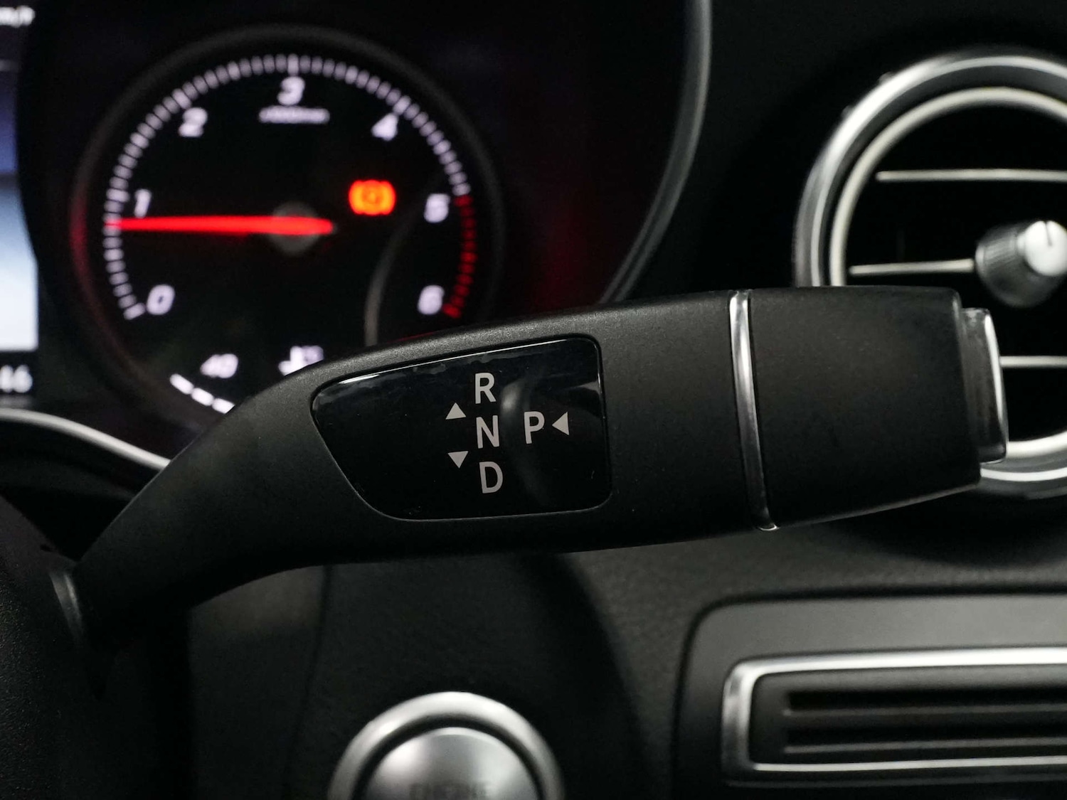 Used Mercedes-Benz C Class 2018 for sale - 76894458: Photo 71