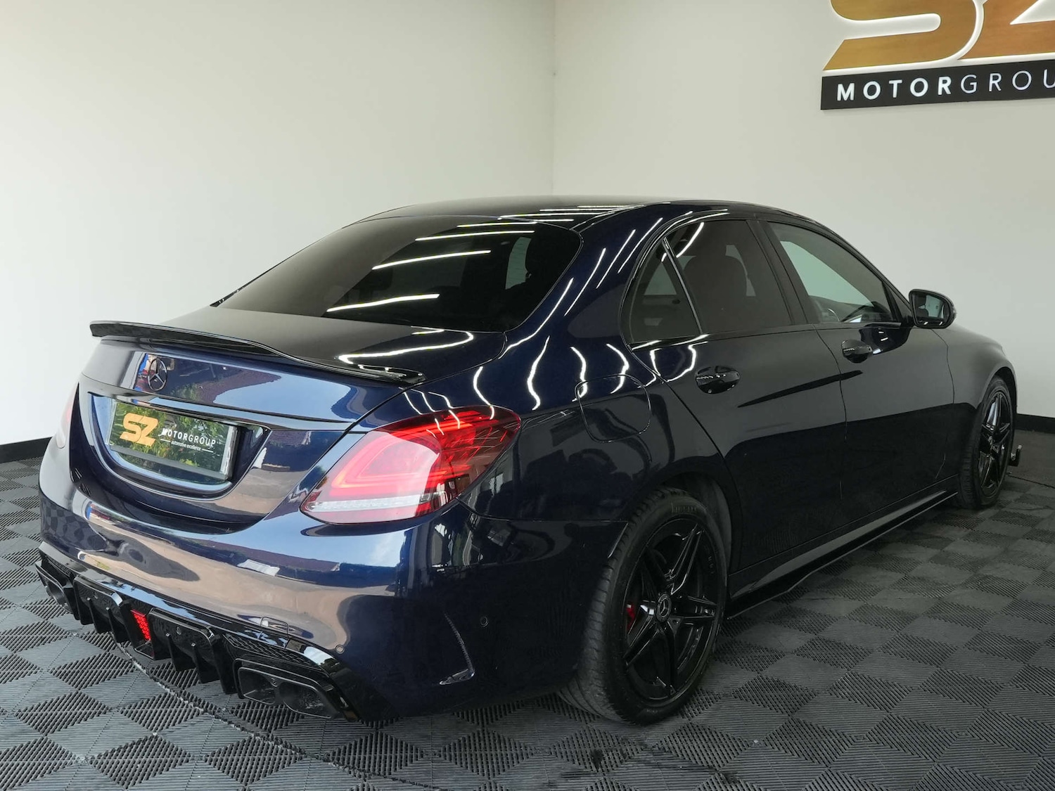 Used Mercedes-Benz C Class 2018 for sale - 76462032: Photo 11