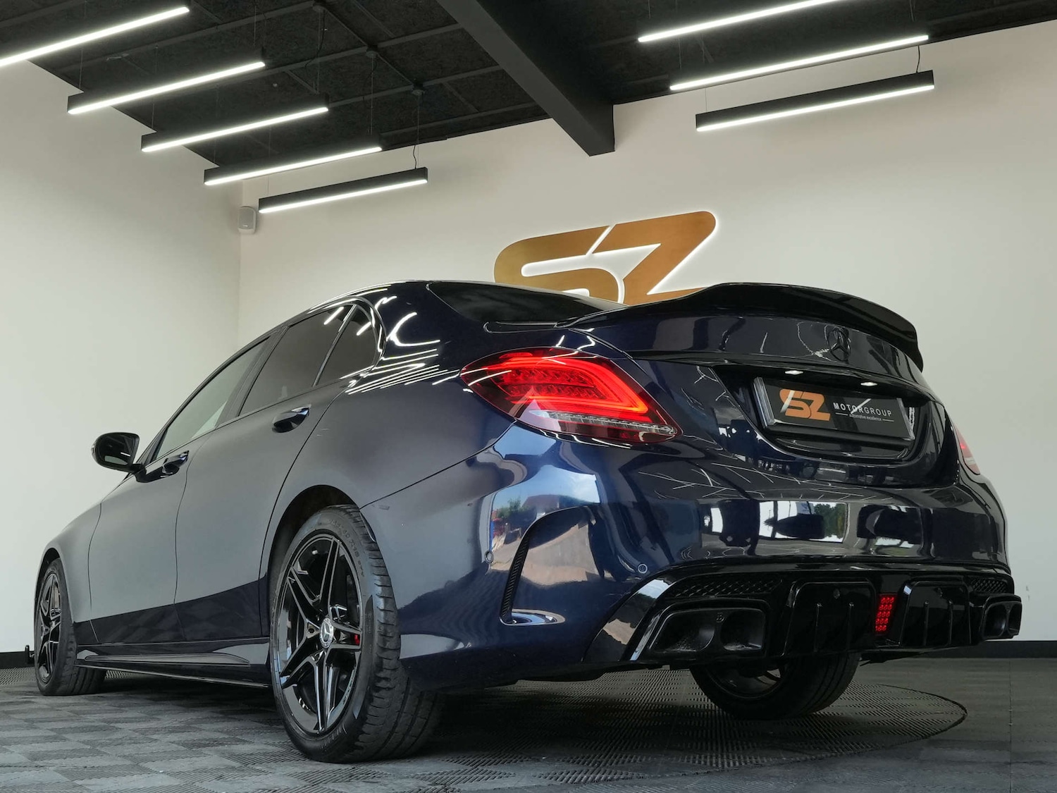 Used Mercedes-Benz C Class 2018 for sale - 76462032: Photo 2