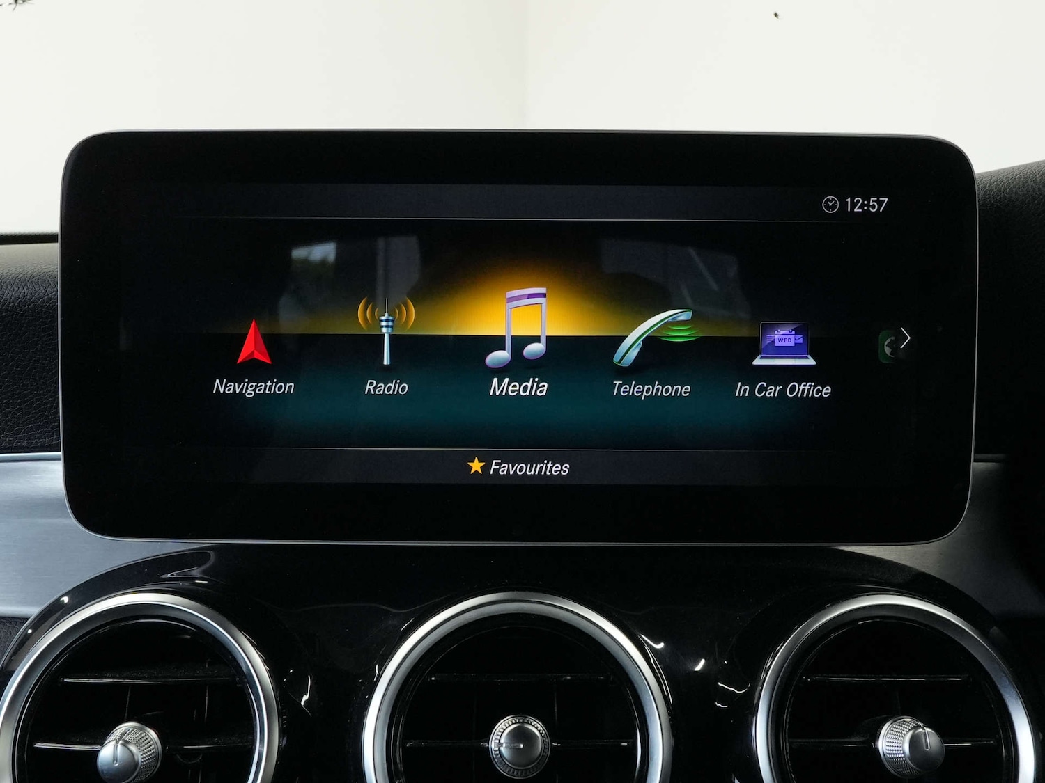 Used Mercedes-Benz C Class 2018 for sale - 76462032: Photo 45