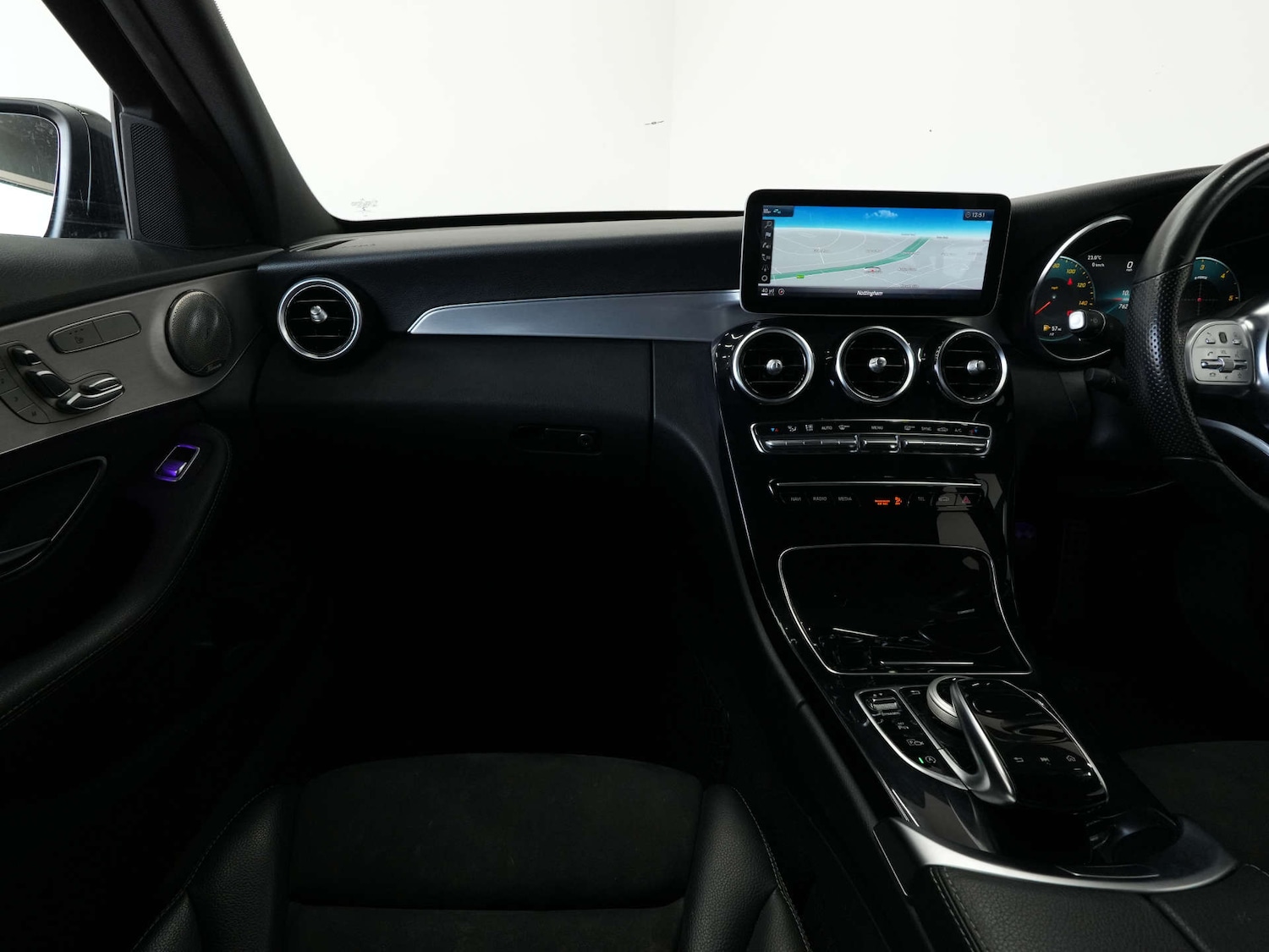 Used Mercedes-Benz C Class 2018 for sale - 76462032: Photo 50