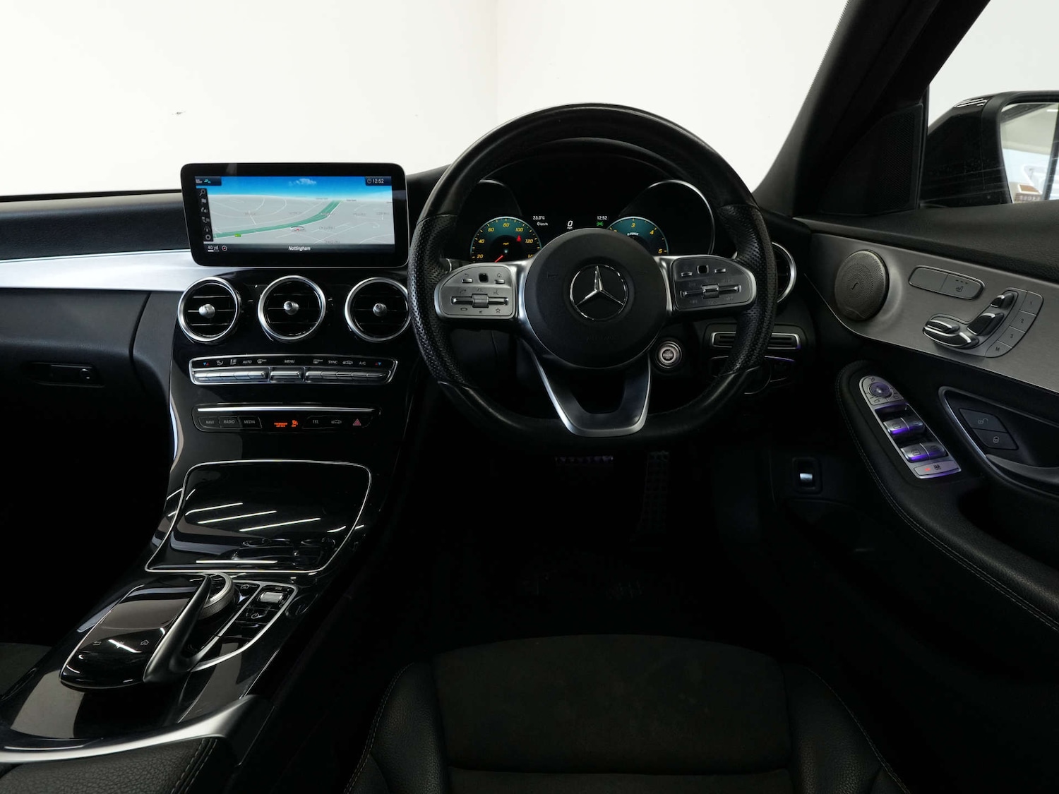 Used Mercedes-Benz C Class 2018 for sale - 76462032: Photo 52