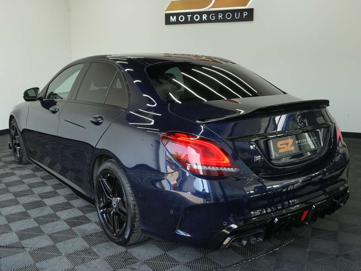 Used Mercedes-Benz C Class 2018 for sale - 76462032: Photo 9