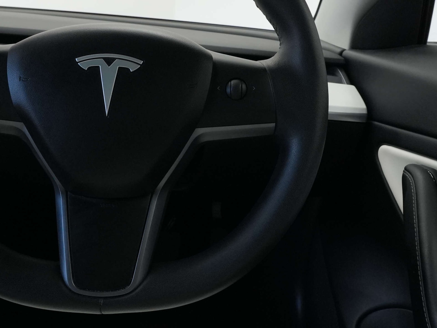 Used Tesla Model 3 2021 for sale - 77107843: Photo 28