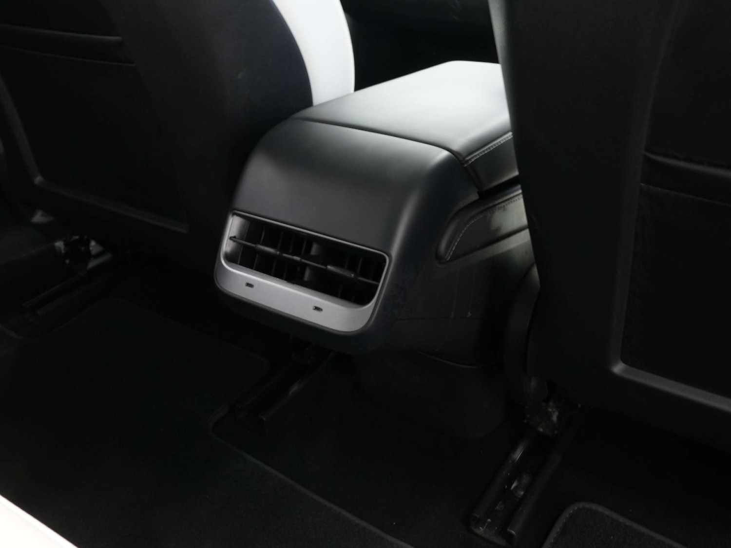 Used Tesla Model 3 2022 for sale - 77836431: Photo 44