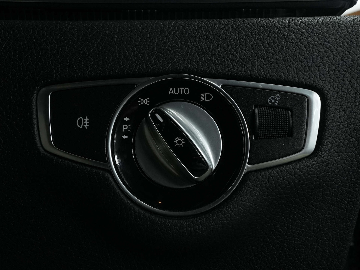 Used Mercedes-Benz CLS 2018 for sale - 76385751: Photo 71