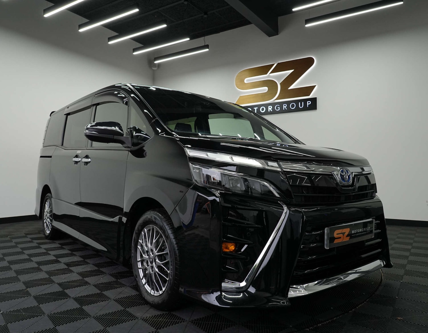 Used Toyota Noah 2025 for sale - 77664946: Photo 42