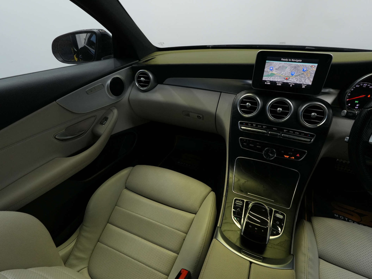 Used Mercedes-Benz C Class 2017 for sale - 76453813: Photo 20