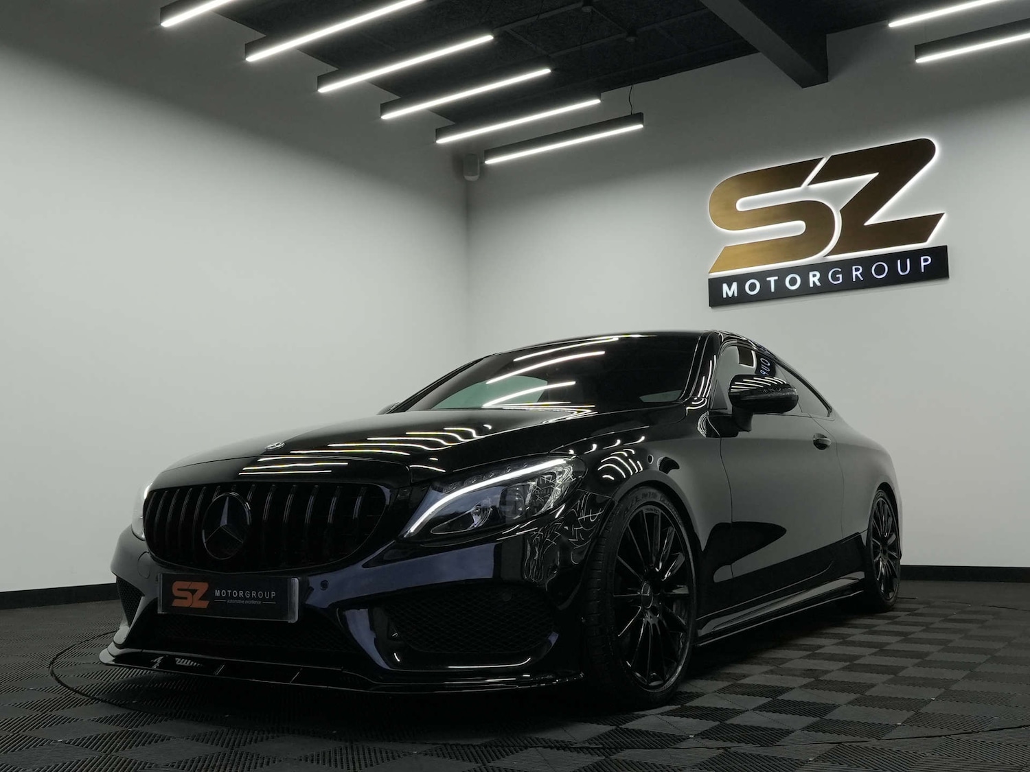 Used Mercedes-Benz C Class 2017 for sale - 76453813: Photo 4