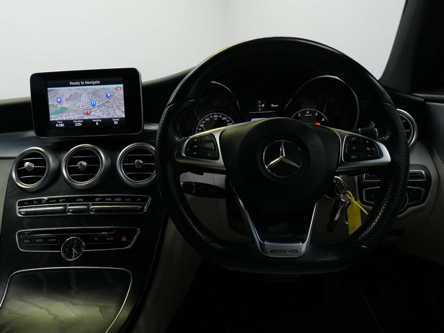 Used Mercedes-Benz C Class 2017 for sale - 76453813: Photo 48