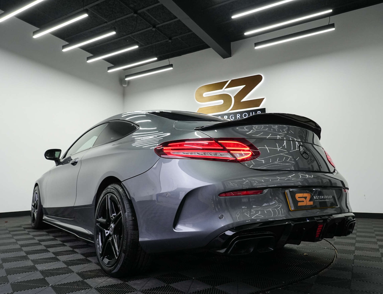 Used Mercedes-Benz C Class 2018 for sale - 77449529: Photo 2