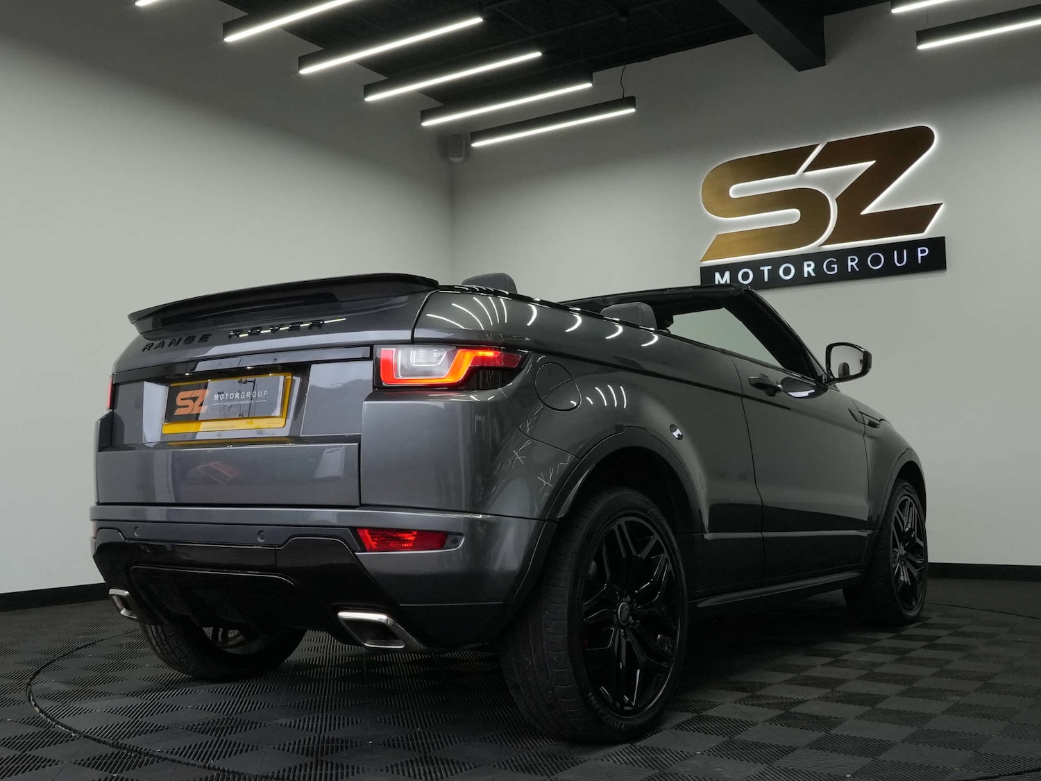 Used Land Rover Range Rover Evoque 2016 for sale - 76604219: Photo 4