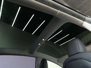 Used Tesla Model 3 2019 for sale - 79243587: Photo