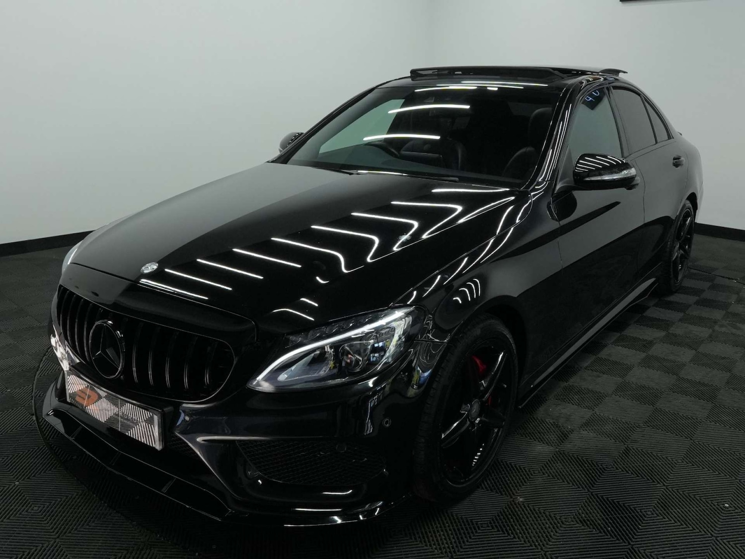 Used Mercedes-Benz C Class 2016 for sale - 77745642: Photo 10