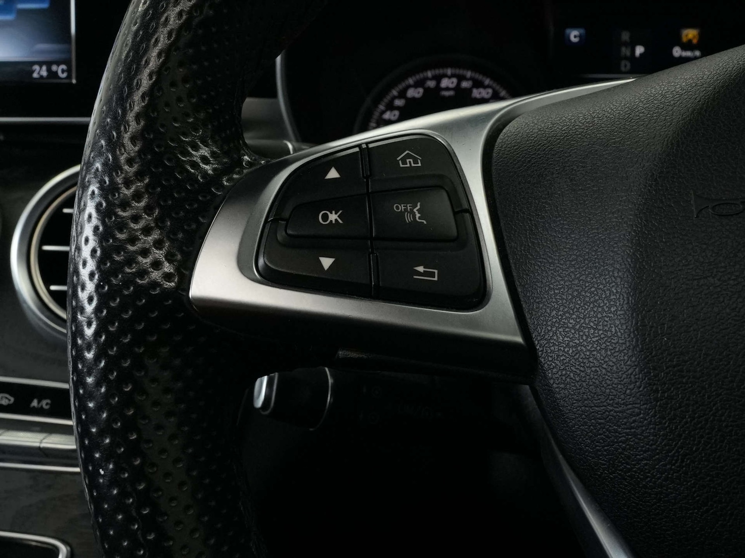 Used Mercedes-Benz C Class 2016 for sale - 77745642: Photo 67