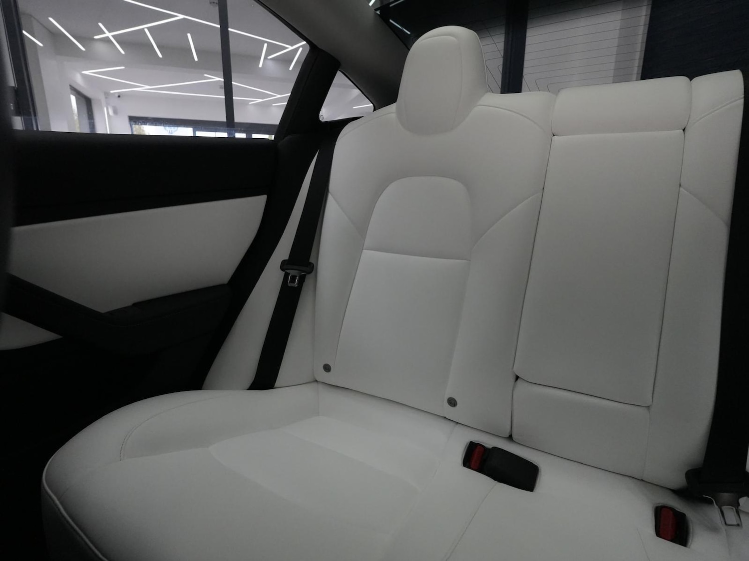 Used Tesla Model 3 2021 for sale - 76189805: Photo 30