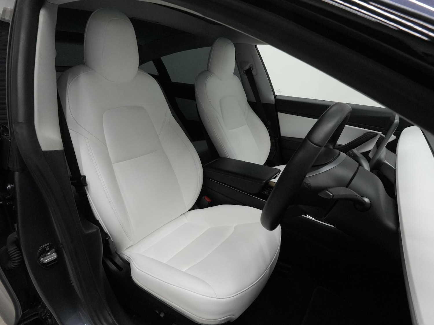 Used Tesla Model 3 2021 for sale - 76189805: Photo 44