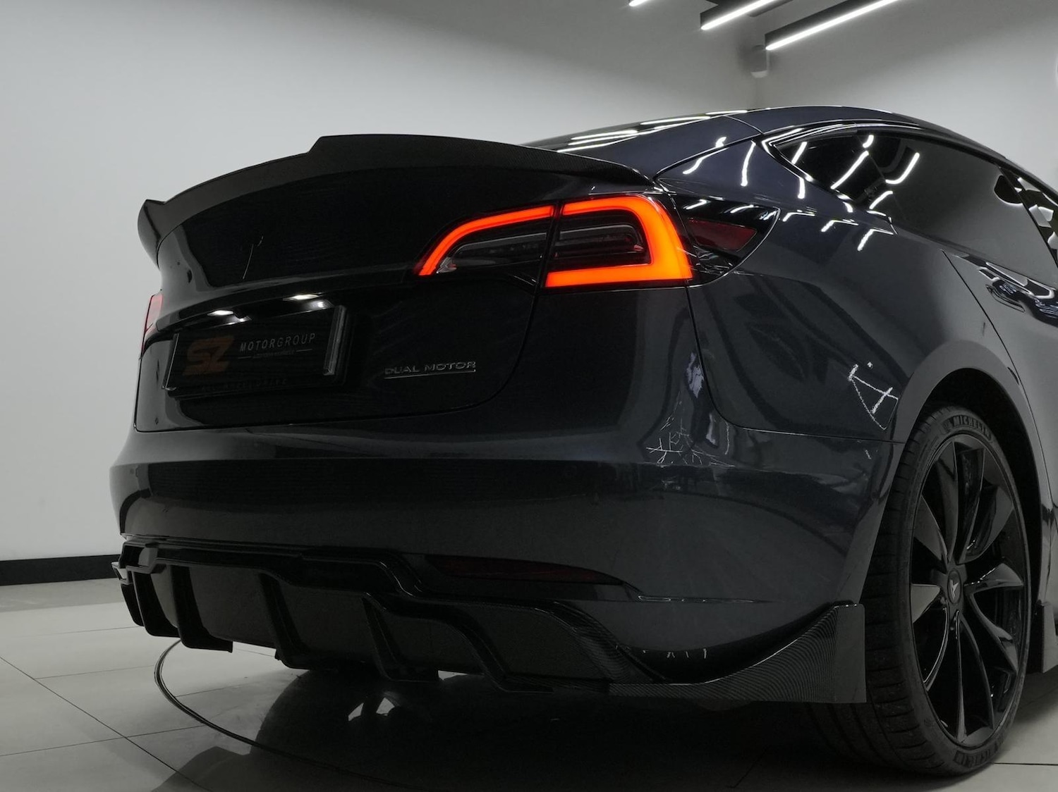 Used Tesla Model 3 2021 for sale - 76189805: Photo 9