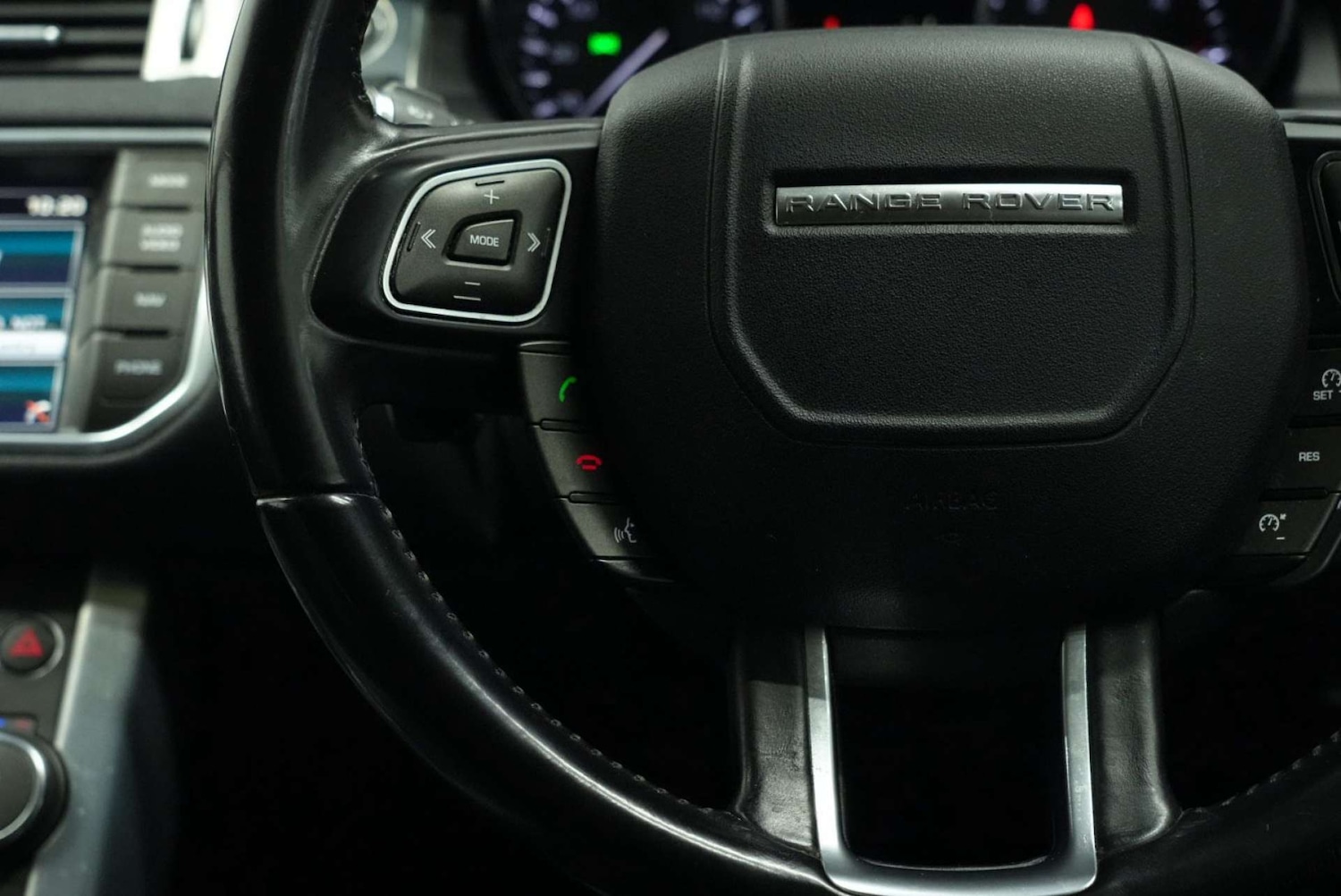 Used Land Rover Range Rover Evoque 2015 for sale - 76983884: Photo 27